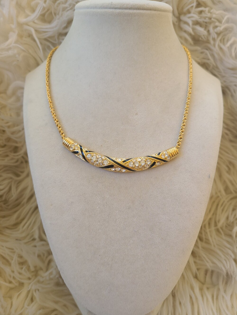 Swarovski Gold Toned and Black Twisted Crystal Necklace-Great Vintage Conditio
